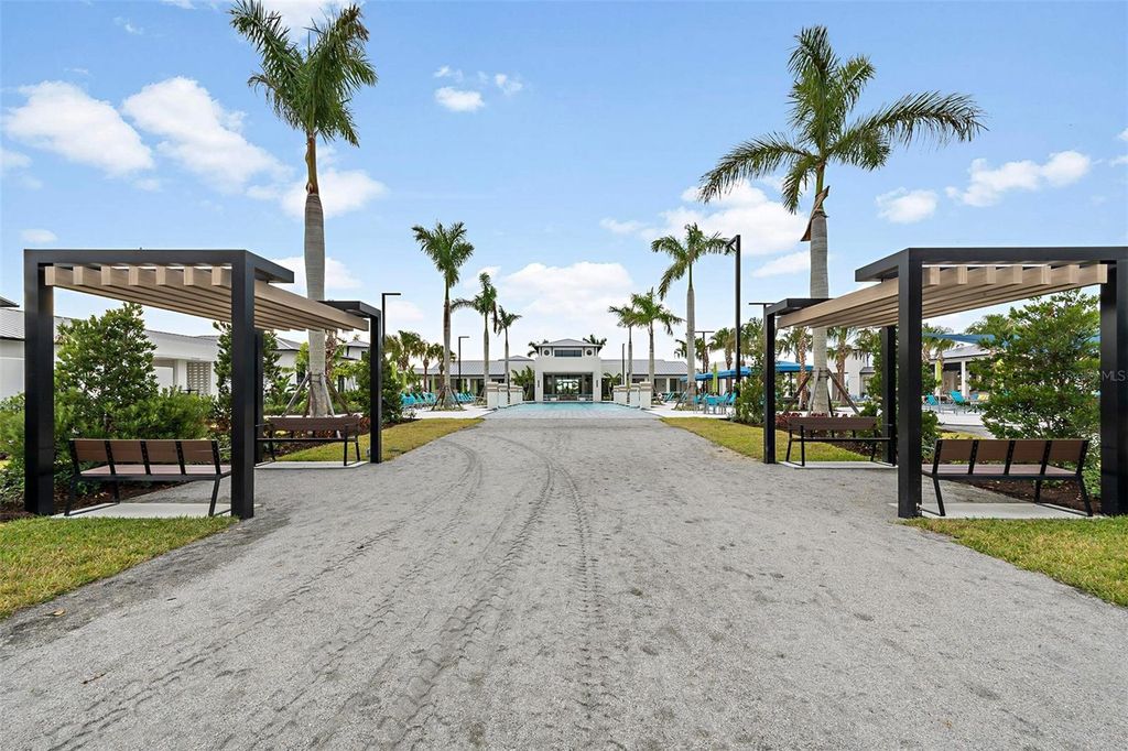 Image 33 of property listing at 11841 BOUNDLESS TERRACE, Venice, FL 34293