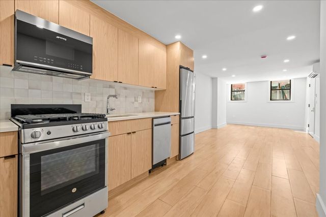 191 19TH Street, New York City, NY 11232