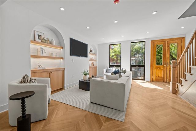 191 19TH Street, New York City, NY 11232