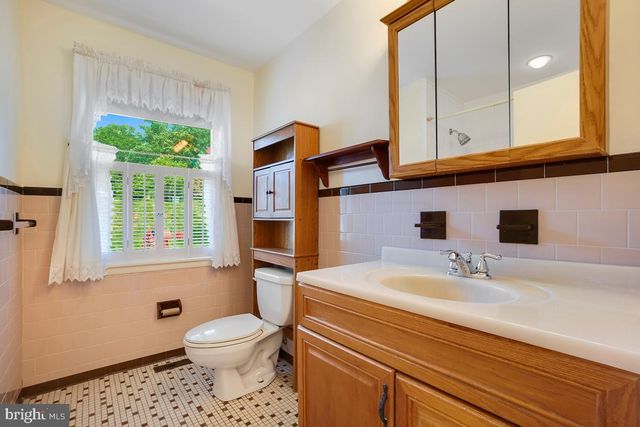 6903 SHEFFIELD DR, Sykesville, MD 21784