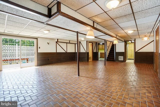 6903 SHEFFIELD DR, Sykesville, MD 21784