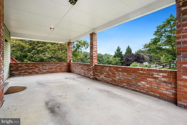 6903 SHEFFIELD DR, Sykesville, MD 21784