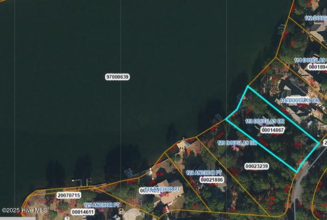 118 Douglas Drive, West End, NC 27376