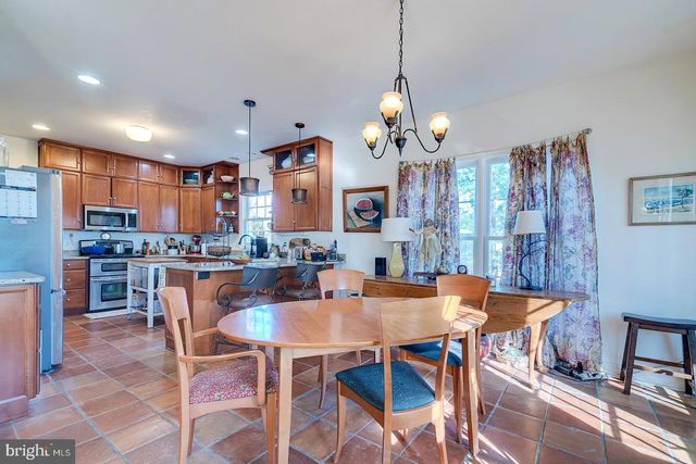 142 W SHORE DR, Milton, DE 19968