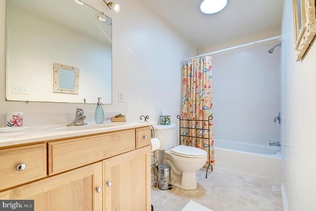 142 W SHORE DR, Milton, DE 19968