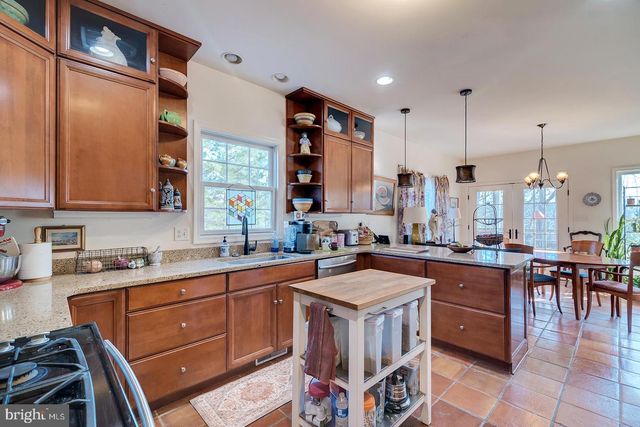 142 W SHORE DR, Milton, DE 19968