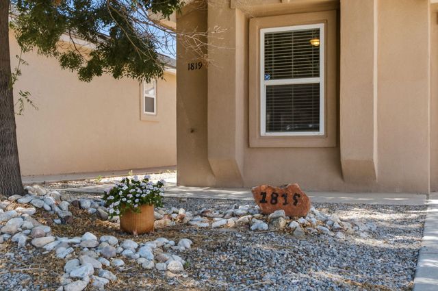1819 Cielo Oeste Place NW, Albuquerque, NM 87120
