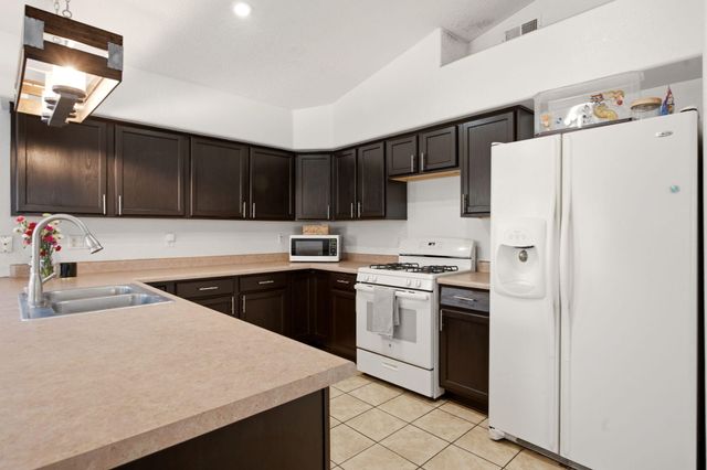 1819 Cielo Oeste Place NW, Albuquerque, NM 87120