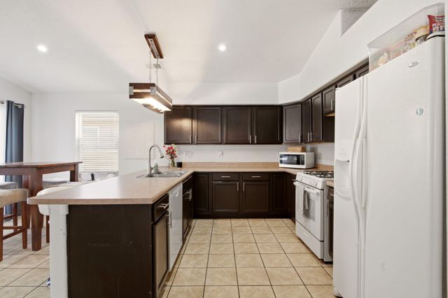 1819 Cielo Oeste Place NW, Albuquerque, NM 87120