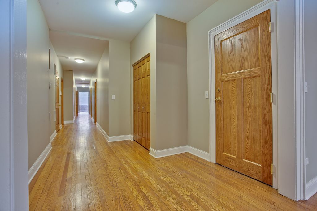 5419 S Hyde Park Boulevard 2, Chicago, IL 60615
