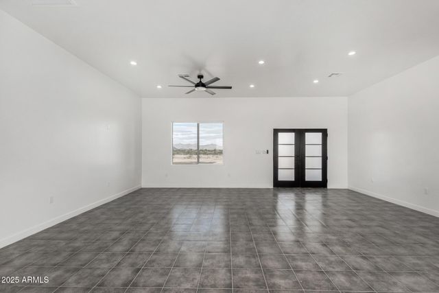 37459 W MISSOURI Avenue, Tonopah, AZ 85354