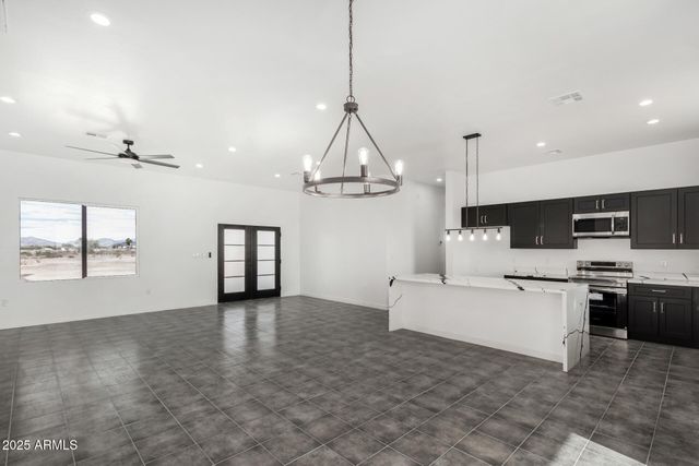 37459 W MISSOURI Avenue, Tonopah, AZ 85354