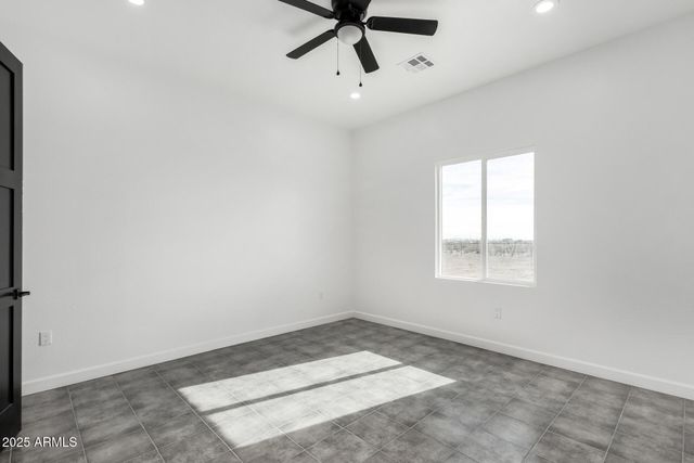 37459 W MISSOURI Avenue, Tonopah, AZ 85354