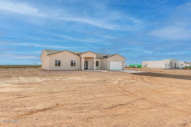 37459 W MISSOURI Avenue, Tonopah, AZ 85354
