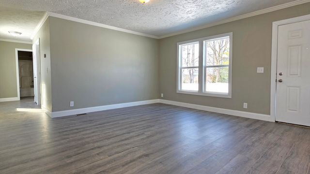 1365 Powell Taylor Road, Lawrenceburg, KY 40342