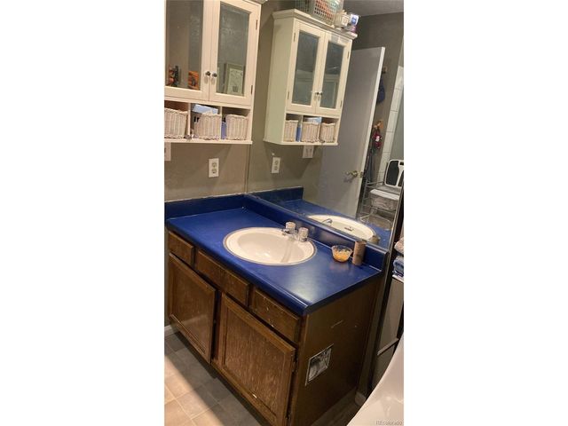 17933 E Linvale Dr, Aurora, CO 80013