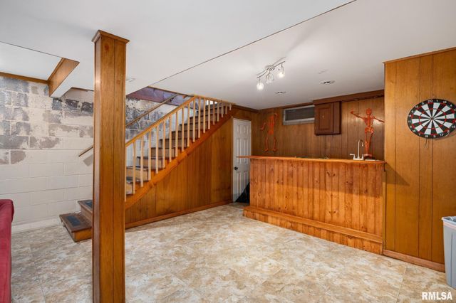 5514 N Jesters Court, Peoria, IL 61614