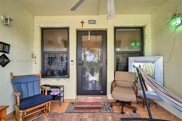 851 SW 1st St, Florida City, FL 33034
