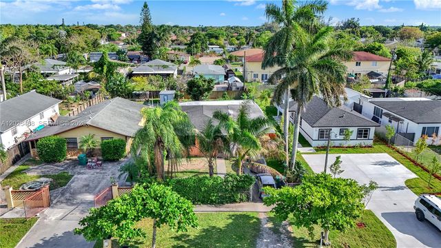 851 SW 1st St, Florida City, FL 33034