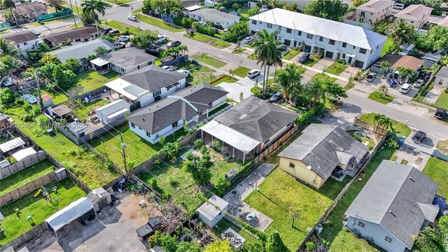 851 SW 1st St, Florida City, FL 33034