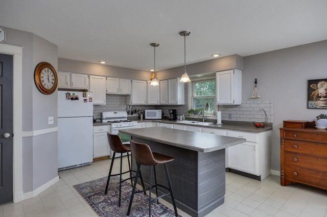 5909 N Violet View Drive, Milton, WI 53563