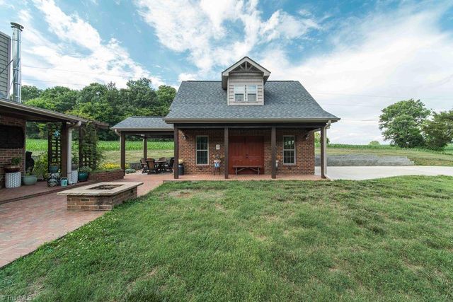 5741 Winding Creek Lane, East Bend, NC 27018