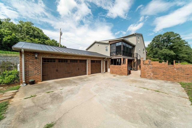 5741 Winding Creek Lane, East Bend, NC 27018