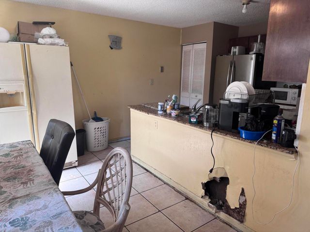 4346 NW 4th Avenue, Deerfield Beach, FL 33064