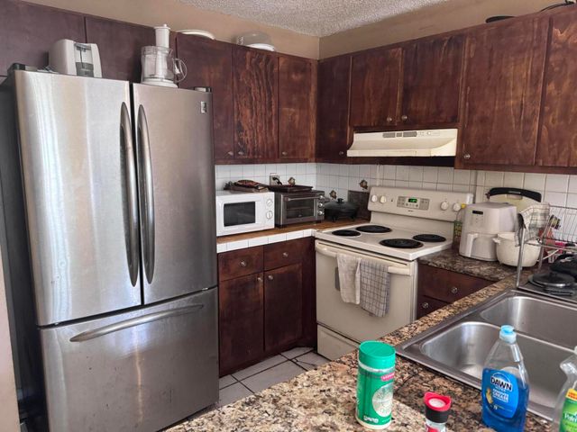 4346 NW 4th Avenue, Deerfield Beach, FL 33064