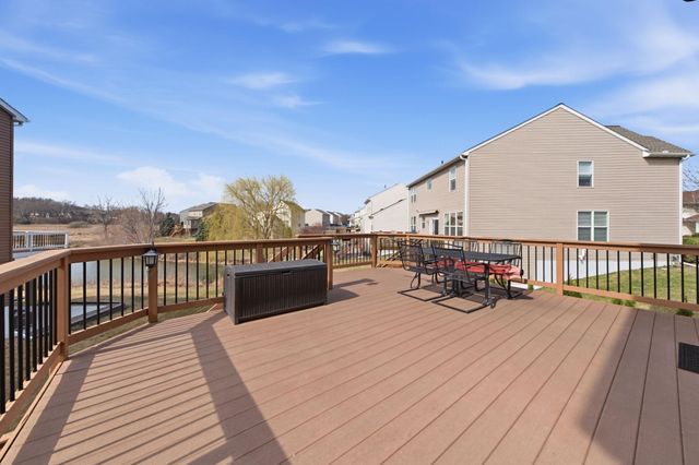 8437 Blazing Star Circle, Shakopee, MN 55379