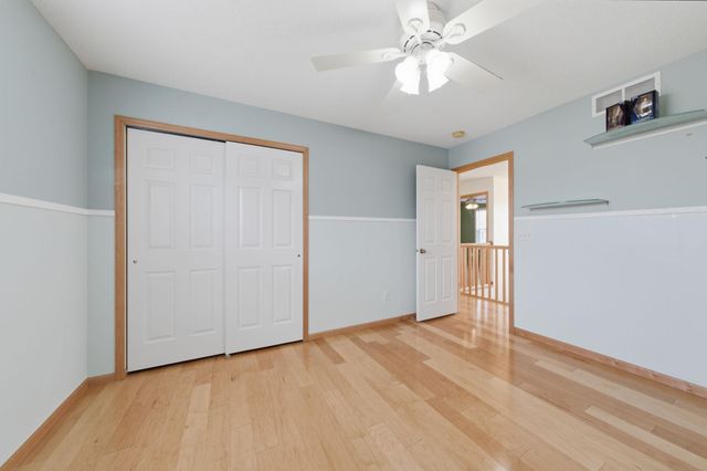 8437 Blazing Star Circle, Shakopee, MN 55379