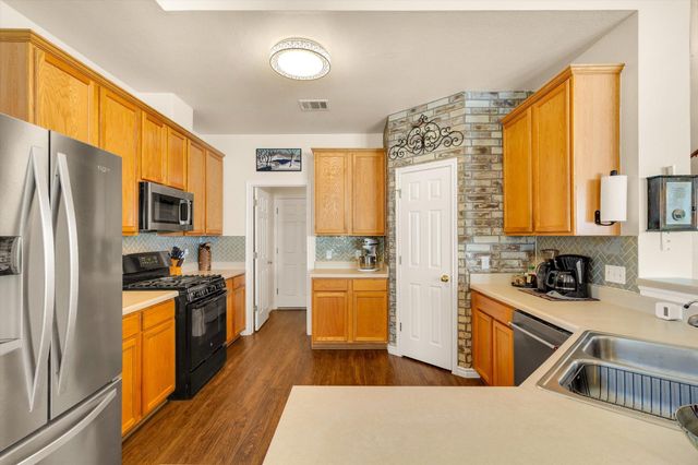 155 Paddington DR, Kyle, TX 78640