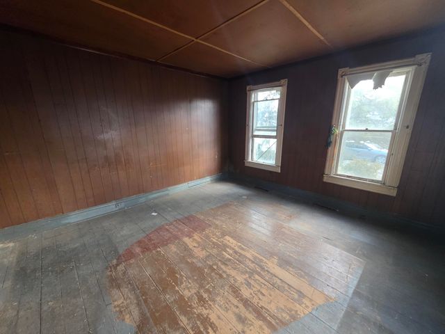 219 Grant Avenue, Michigan City, IN 46360
