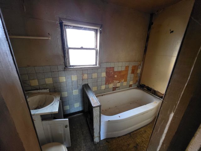 219 Grant Avenue, Michigan City, IN 46360