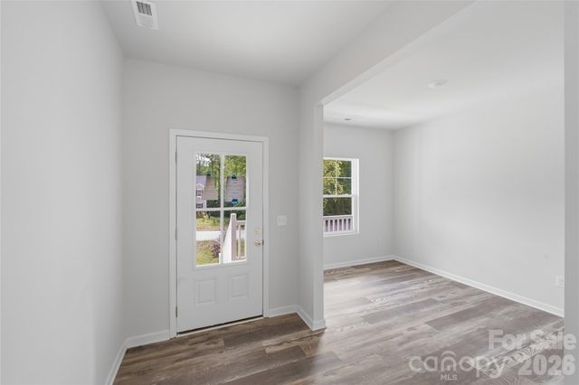 5145 Mark Drive NE, Hickory, NC 28601