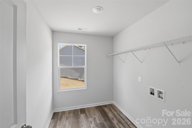 5145 Mark Drive NE, Hickory, NC 28601