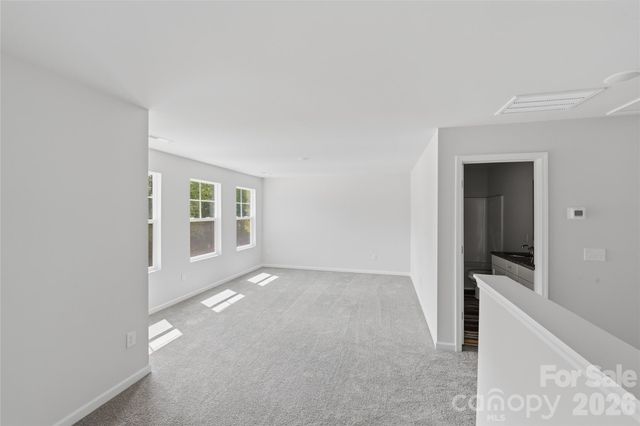 5145 Mark Drive NE, Hickory, NC 28601