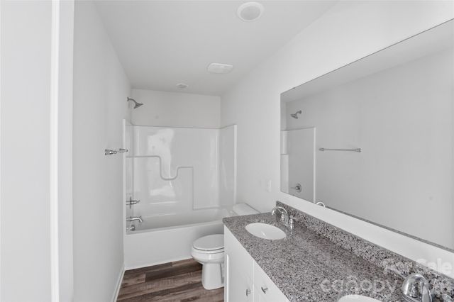 5145 Mark Drive NE, Hickory, NC 28601
