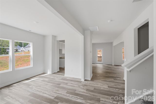 5145 Mark Drive NE, Hickory, NC 28601