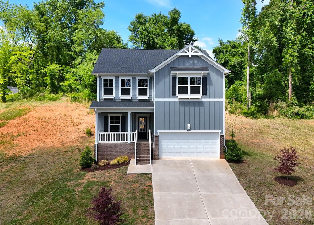 5145 Mark Drive NE, Hickory, NC 28601