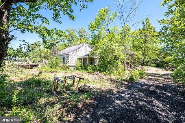 12224 BRADDOCK RD, Fairfax, VA 22030