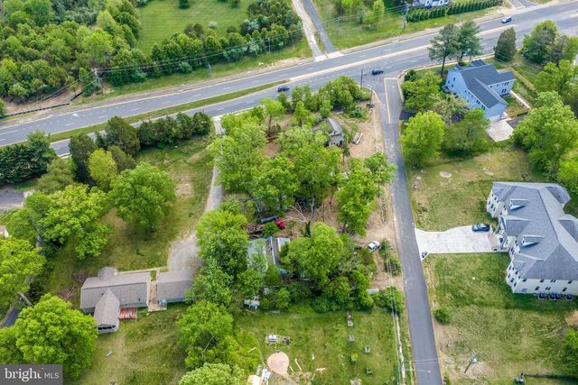 12224 BRADDOCK RD, Fairfax, VA 22030
