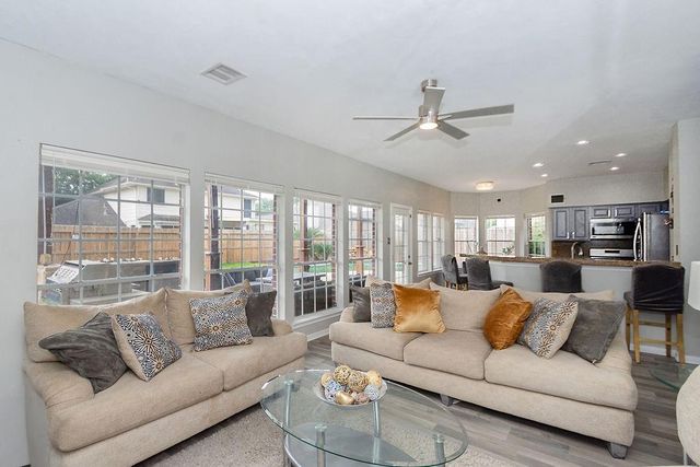 1808 Oakland Circle, Pearland, TX 77581