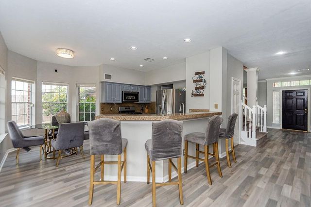 1808 Oakland Circle, Pearland, TX 77581