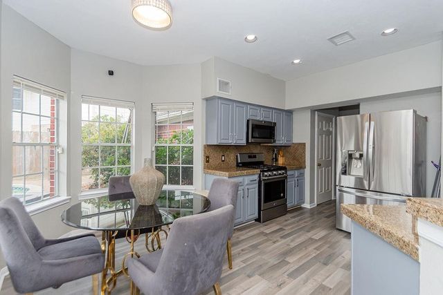 1808 Oakland Circle, Pearland, TX 77581