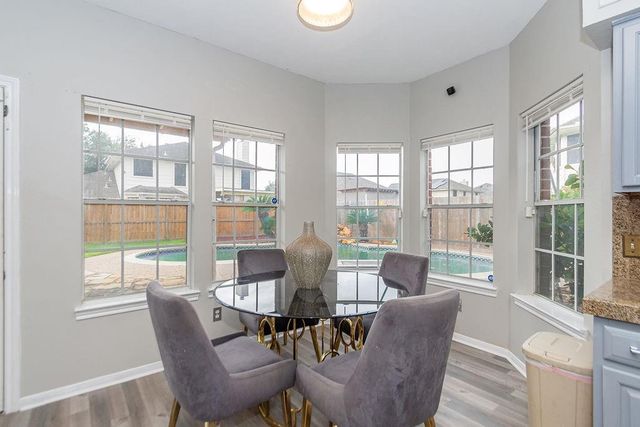 1808 Oakland Circle, Pearland, TX 77581