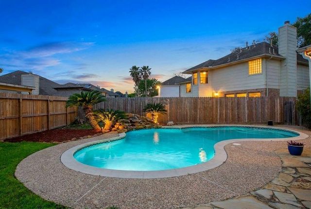 1808 Oakland Circle, Pearland, TX 77581