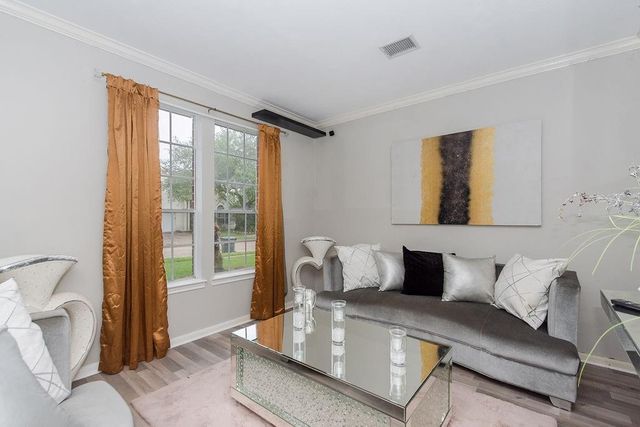 1808 Oakland Circle, Pearland, TX 77581