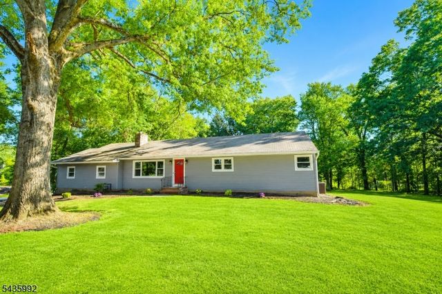 567 Foothill Rd, Bridgewater Twp., NJ 08807