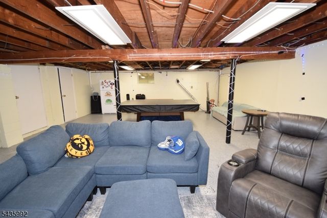 567 Foothill Rd, Bridgewater Twp., NJ 08807